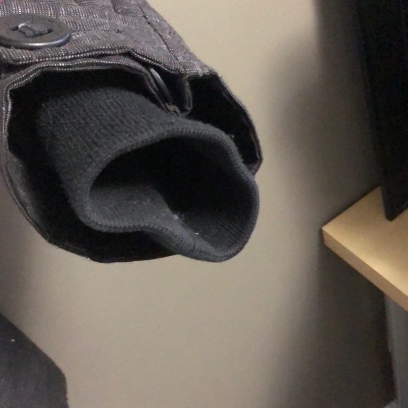 Aritzia Community Paradigm winter jacket - Picture 12 of 15